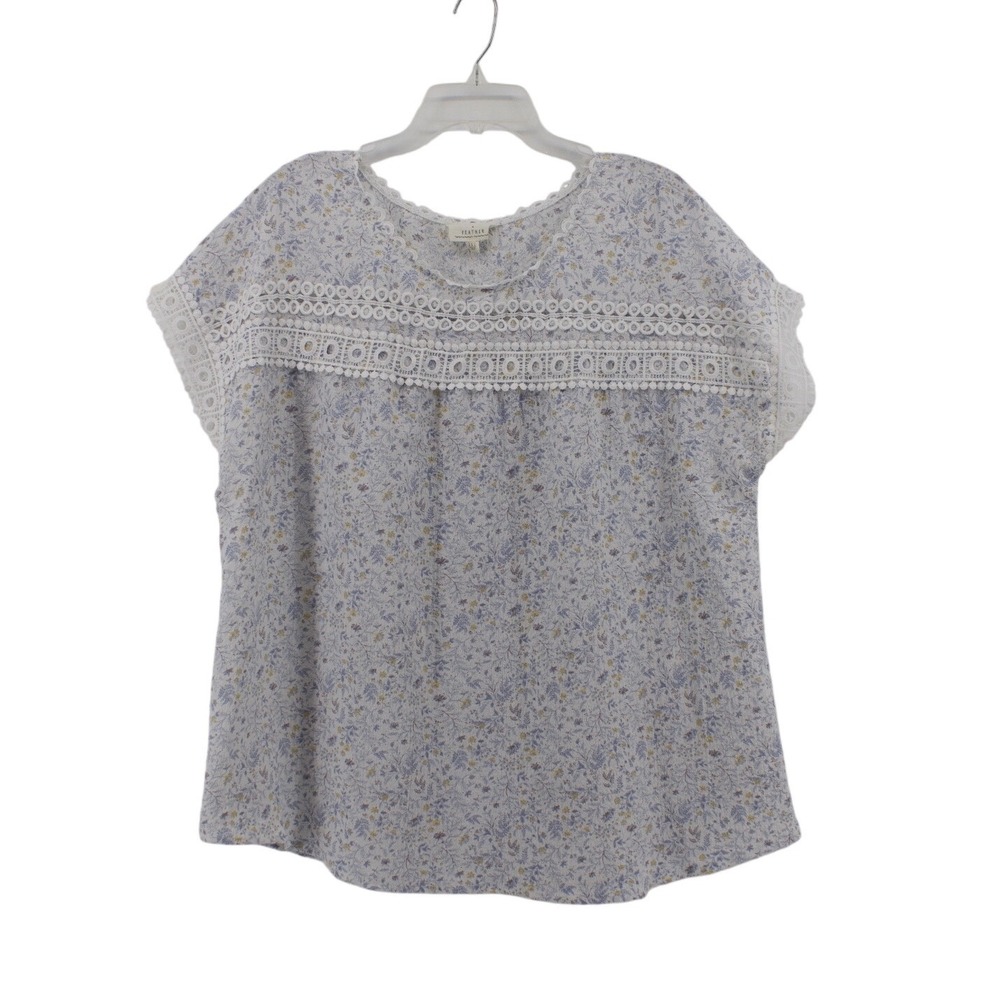 Flower & Feather Blouse Womens 3XL Blue Floral Crochet Lace Button Back PTB6588Y